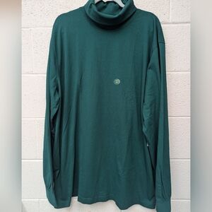 L. L. Bean size 2XLT turtle neck NWT in hunter green
